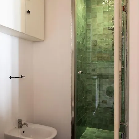 Lägenhet Youhosty - Charming 2-bed Flat With Terrace, Navigli & Duomo